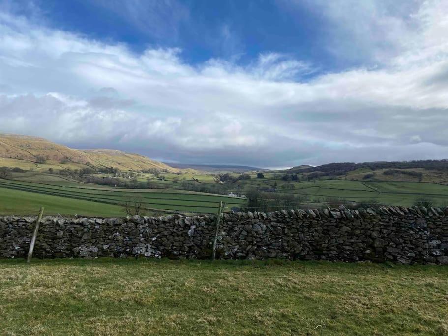 Charming Dog-Friendly Yorkshire Dales Cottage, Austwick Exteriör bild