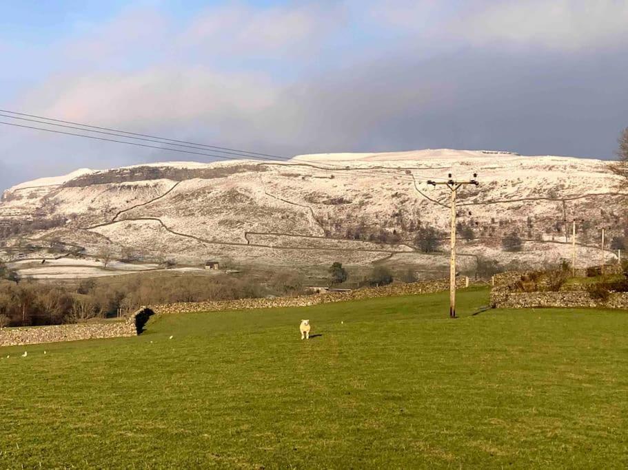 Charming Dog-Friendly Yorkshire Dales Cottage, Austwick Exteriör bild